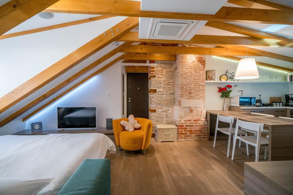 Apartment Atticus Σπλιτ Εξωτερικό φωτογραφία